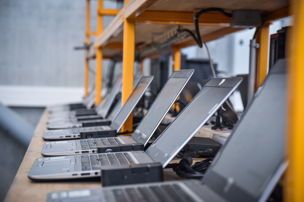 Reprise et rachat de matériel informatique professionnel