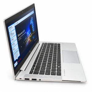 Ordinateur portable HP EliteBook 835 G7 Ryzen 5 Pro sur fond blanc